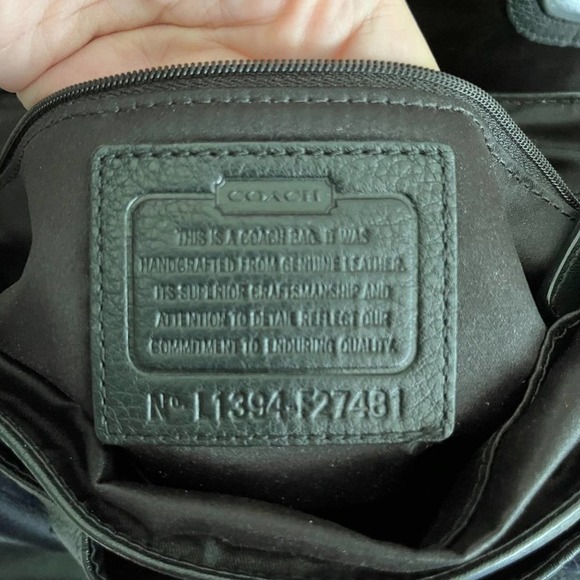COACH Vintage Taylor Leather Flap Bag in Black strap included 12L x 4.5W x 9H - Picture 11 of 14